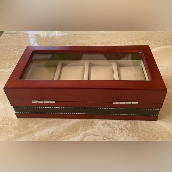 Chaps Elegant Wooden 4 slot Watch Box with Glass Lid & 3 Watches - Picture 6 of 16